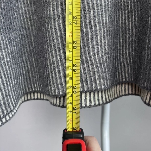 Disney Parks Store Marvel Sweater Shirt Sz 3XL Gray Red Stripe 1939 Big Tag HTF - Picture 10 of 15